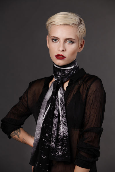 The Panoramic Scarf1# silk rectangular black white 45x180 neck tie packshot
